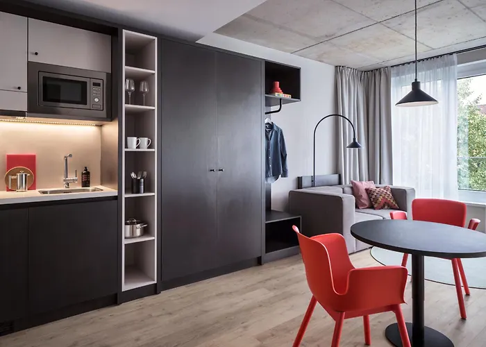 מלון דירות Stayery 4*